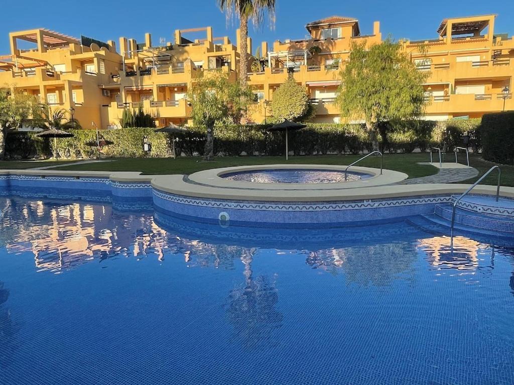 A Stunning 2 Bedroom Apartment 5 Min Walk To The Beautiful Beaches Of Vera Playa Playas de Vera Zewnętrze zdjęcie