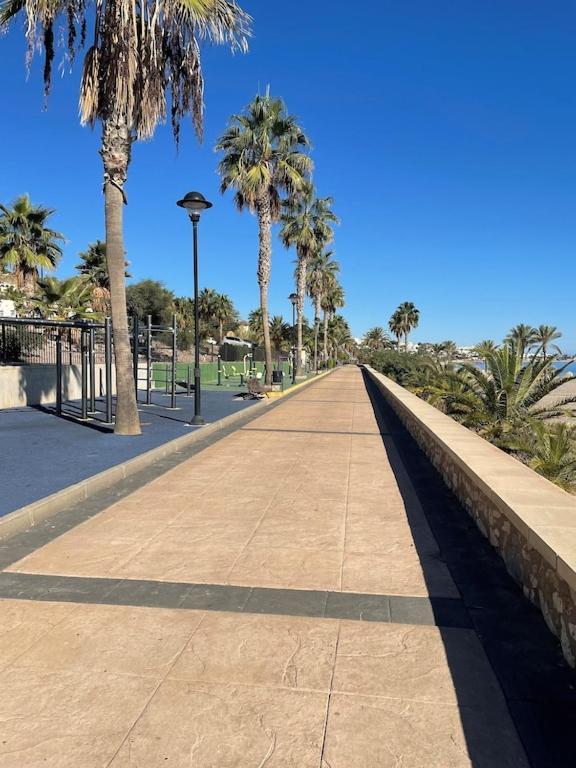 A Stunning 2 Bedroom Apartment 5 Min Walk To The Beautiful Beaches Of Vera Playa Playas de Vera Zewnętrze zdjęcie